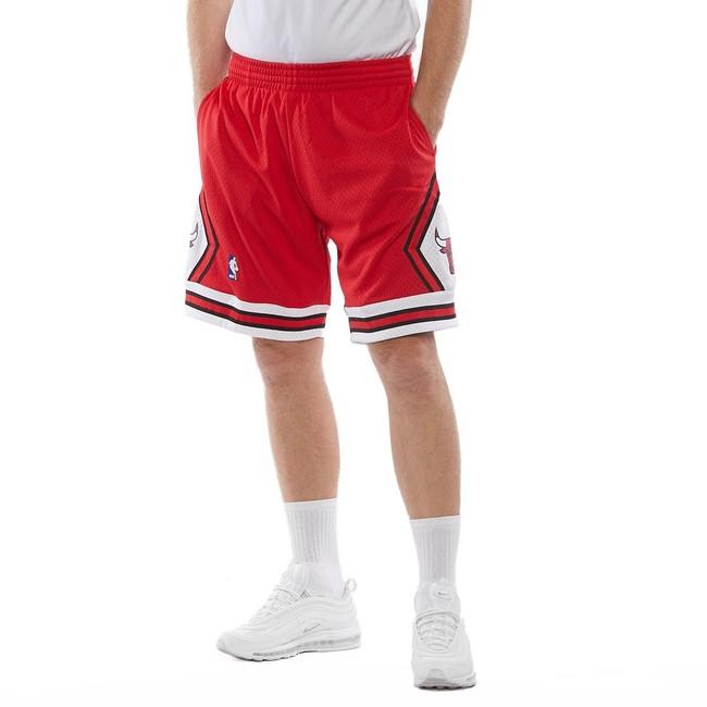 Mitchell & Ness Chicago Bulls Swingman Shorts Red Size L