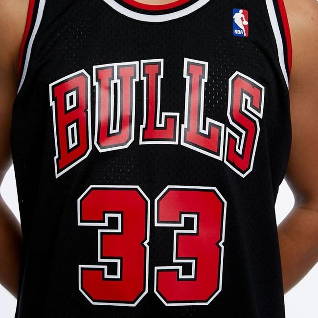 Mitchell & Ness Chicago Bulls #33 Scottie Pippen black Swingman