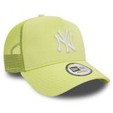 New Era 9Forty E-Frame League Essential NY Yankees Pastel Green Adjustable trucker cap